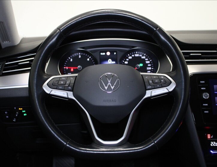 Volkswagen Passat Sedan 2,0 l 110 kw