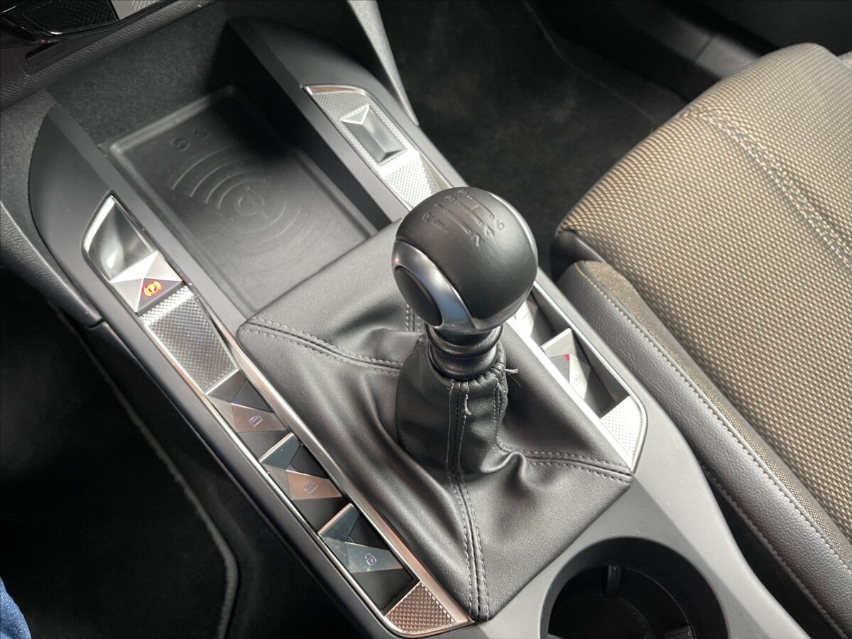 DS Automobiles DS3 Crossback Hatchback 1,5 l 94 kw