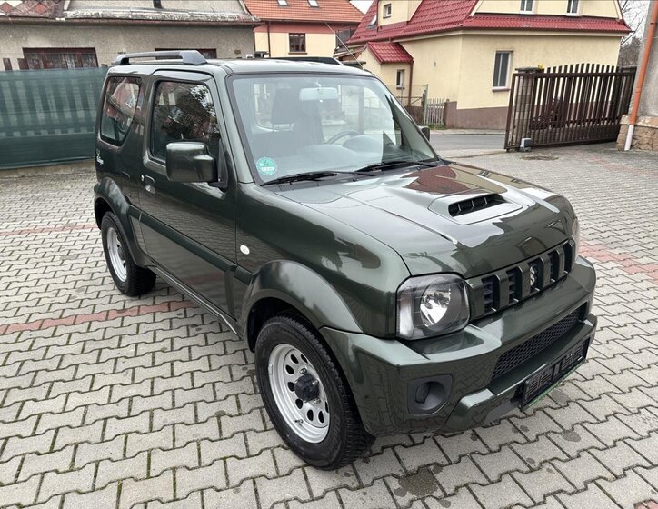 Suzuki Jimny SUV 1,3 l 63 kw