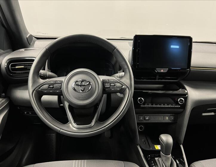 Toyota Yaris Cross 5