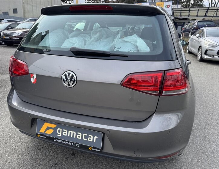 Volkswagen Golf Hatchback 1,2 l 63 kw