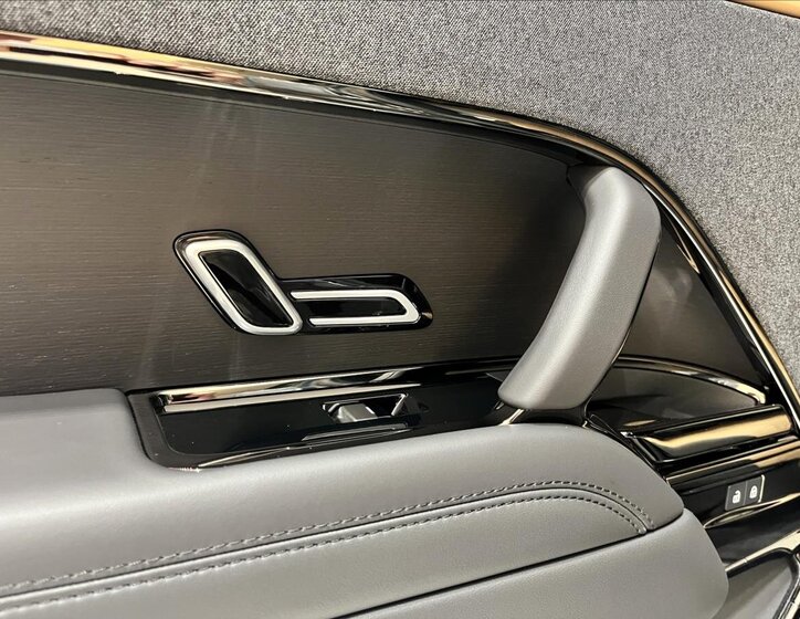 Land Rover Range Rover Sport SUV / Terénní 3,0 l 221 kw