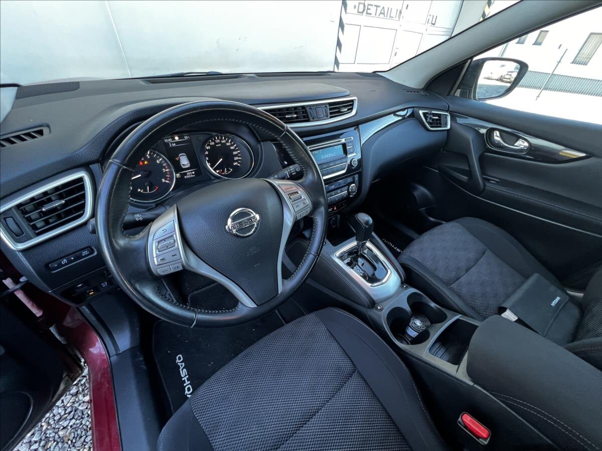 Nissan Qashqai SUV / Terénní 1,2 l 85 kw