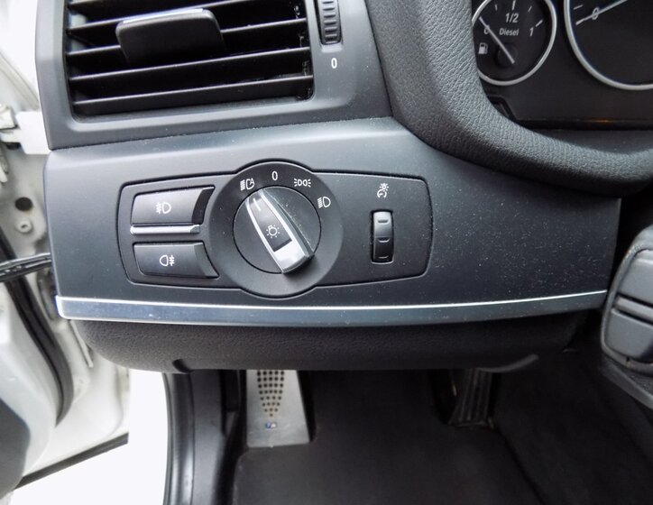 BMW X3 SUV / Terénní 2,0 l 135 kw