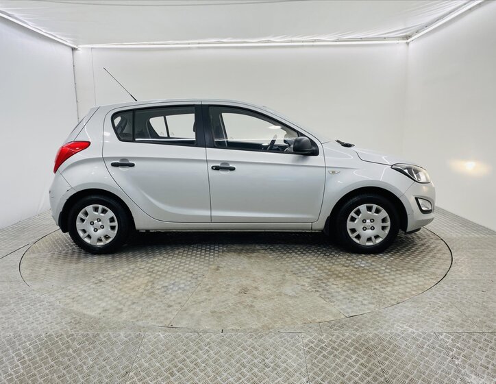 Hyundai i20 Hatchback 1,2 l 62 kw