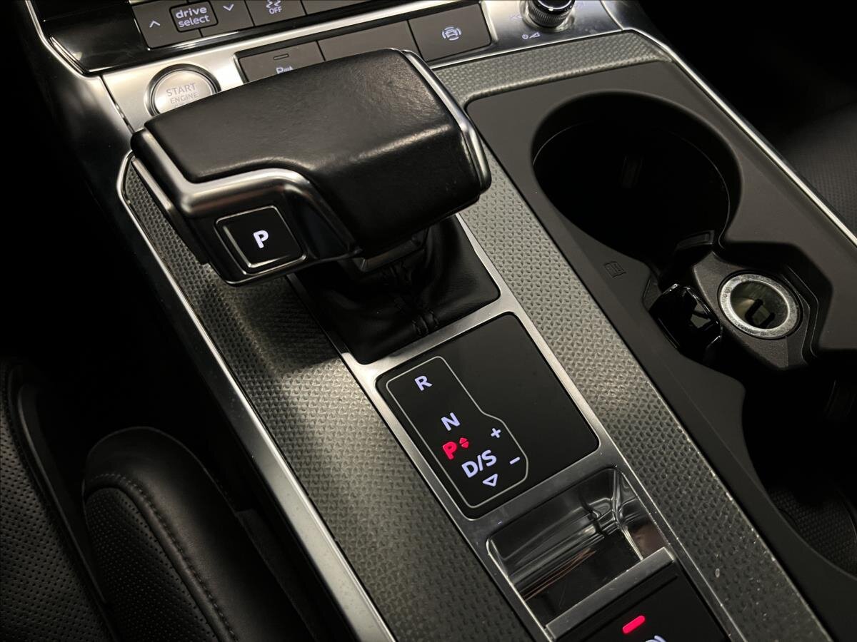 Audi A6 Allroad Kombi 3,0 l 210 kw