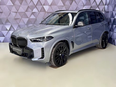 BMW X5 SUV / Terénní 3,0 l 250 kw