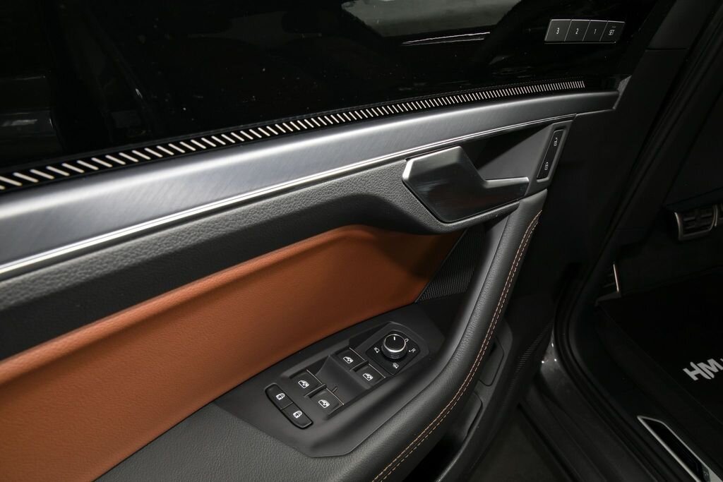 Volkswagen Touareg SUV / Terénní 3,0 l 210 kw