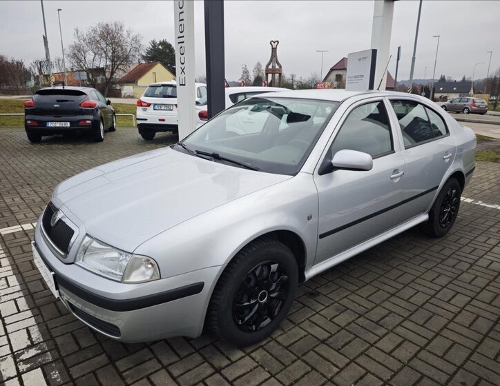 Škoda Octavia Liftback 1,6 l 75 kw