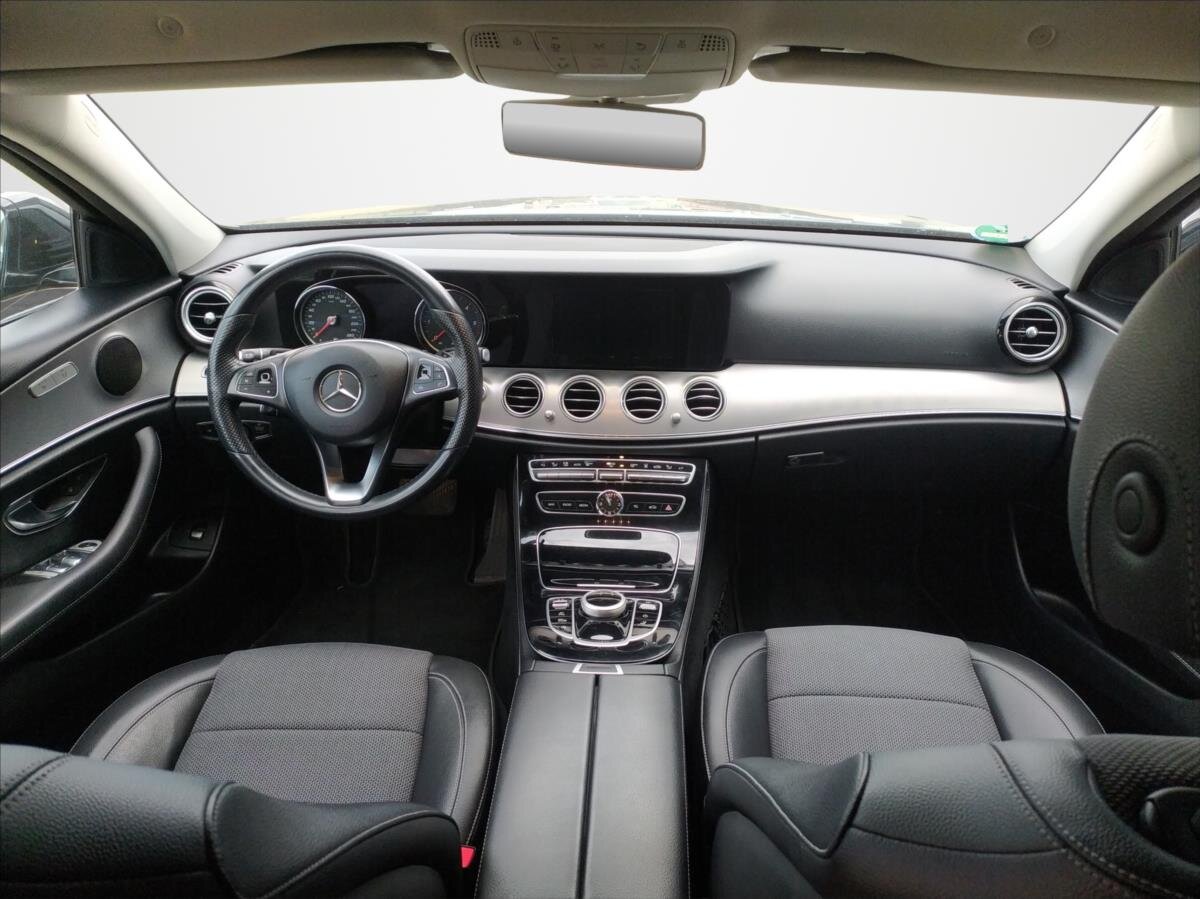 Mercedes-Benz Třídy E