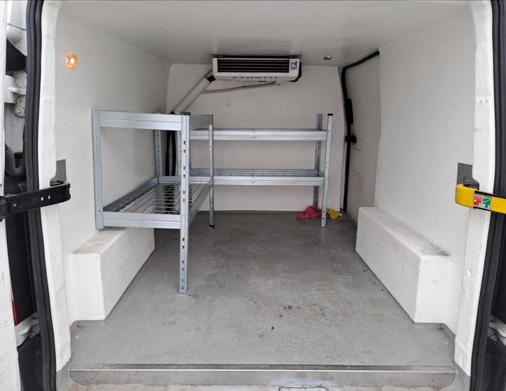 Ford Transit Custom 10