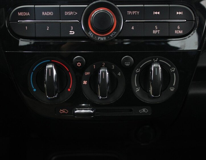 Mitsubishi Space Star 13