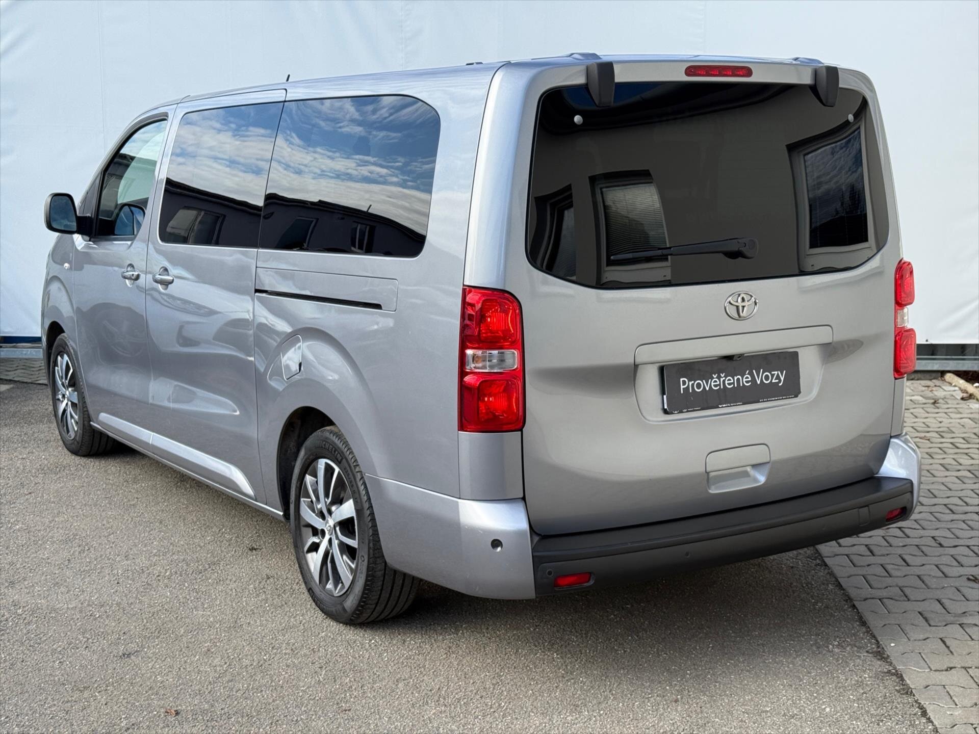 Toyota ProAce VAN-Minibus 2,0 l 130 kw