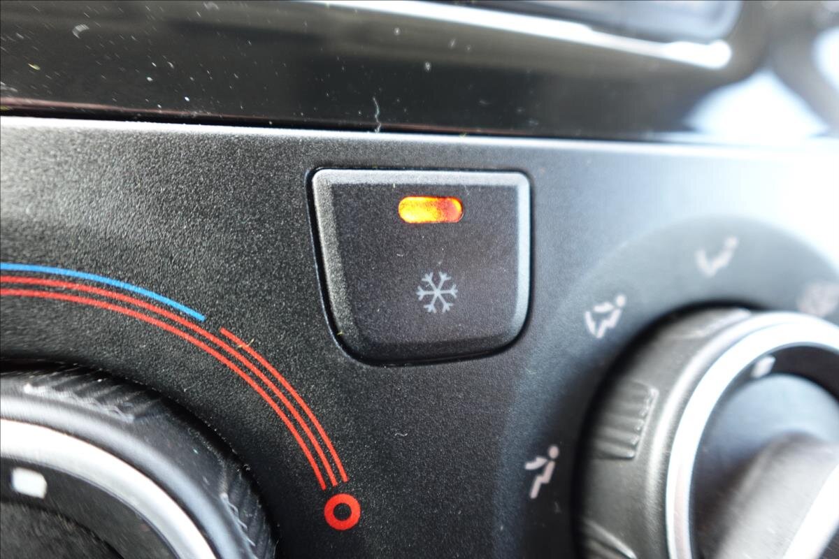 Opel Movano Valník 2,2 l 121 kw