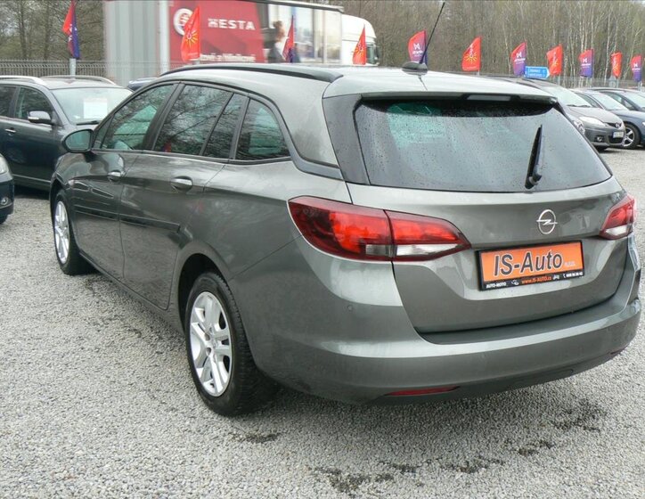 Opel Astra Kombi 1,5 l 90 kw