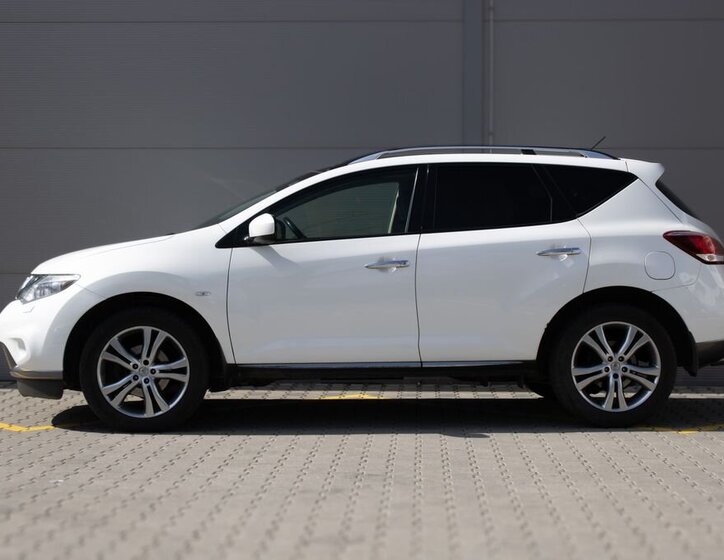 Nissan Murano SUV / Terénní 2,5 l 140 kw