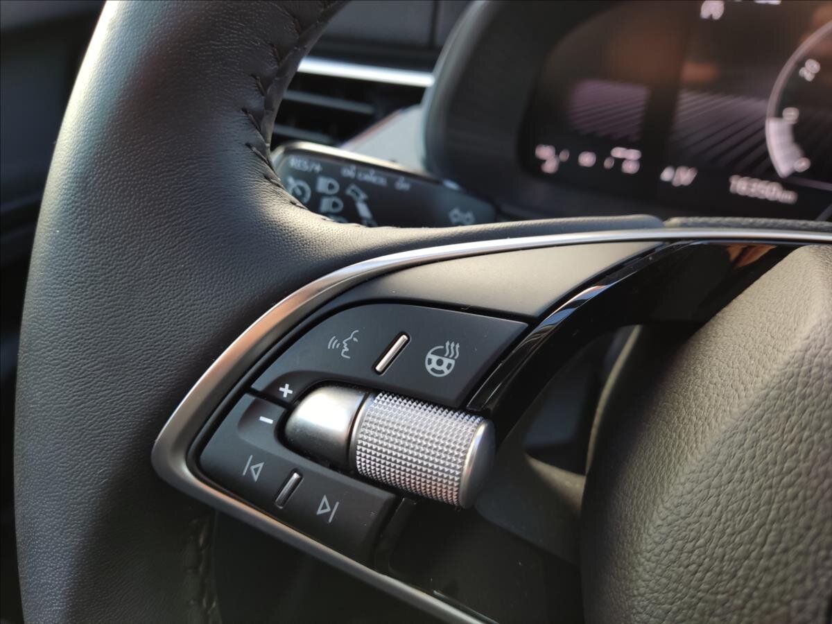 Škoda Scala Hatchback 999,0 85 kw