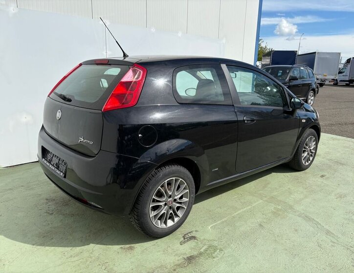 Fiat Punto Hatchback 1,4 l 57 kw