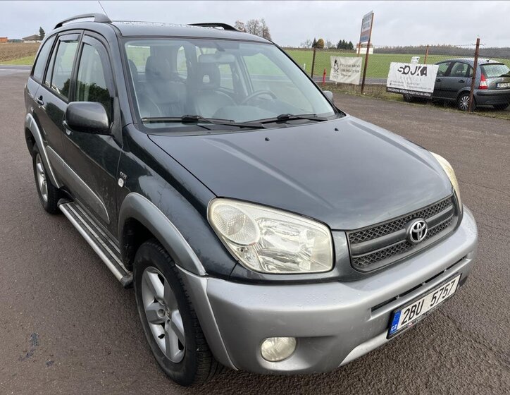 Toyota RAV4 3