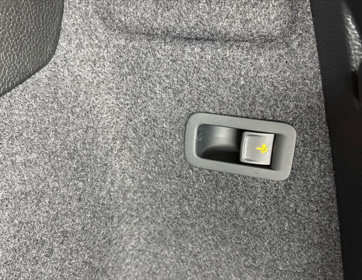 Škoda Karoq SUV / Terénní 2,0 l 110 kw