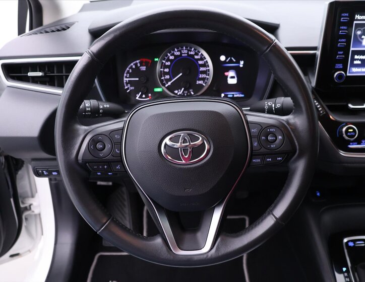 Toyota Corolla Sedan / Limuzína 1,8 l 90 kw