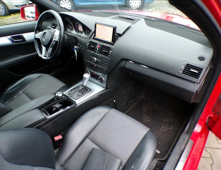 Mercedes-Benz Třídy C Kombi 3,0 l 170 kw