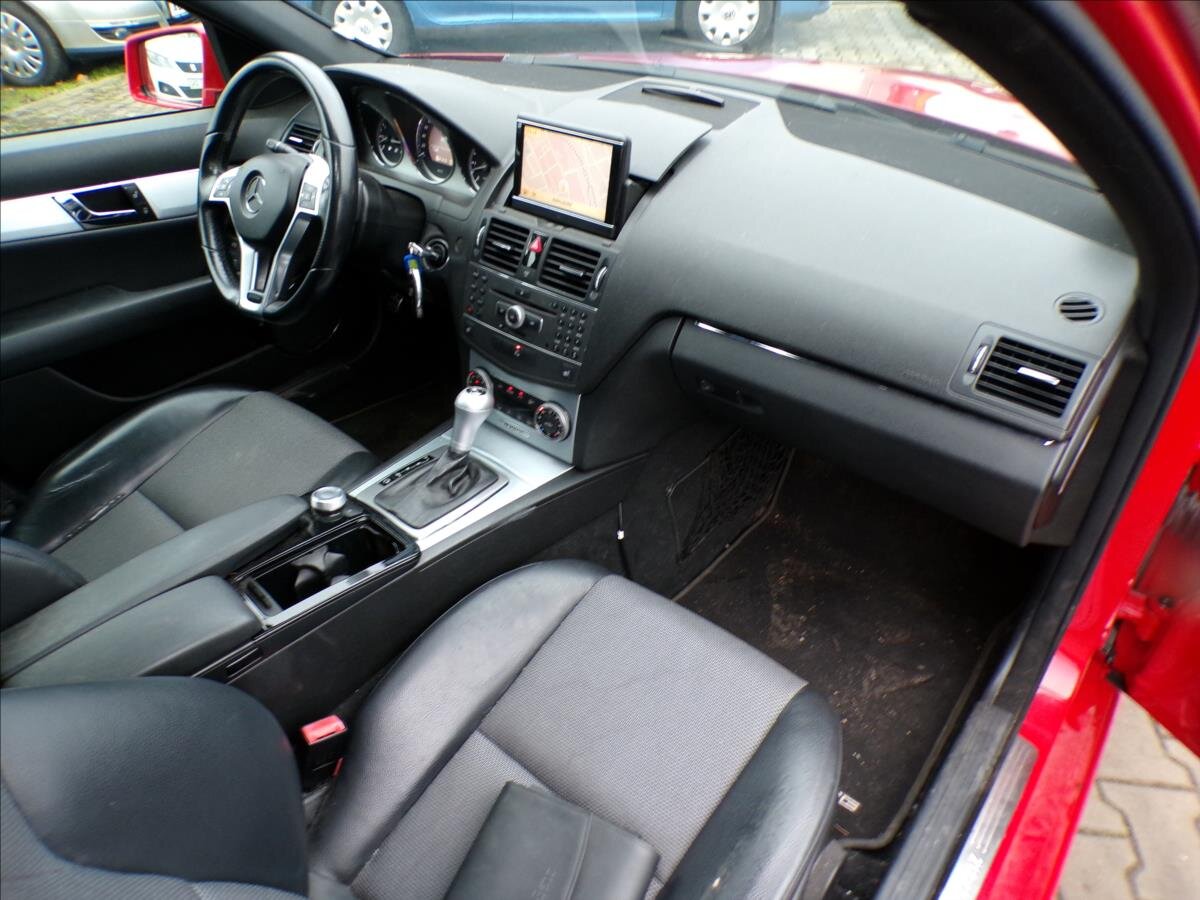 Mercedes-Benz Třídy C Kombi 3,0 l 170 kw