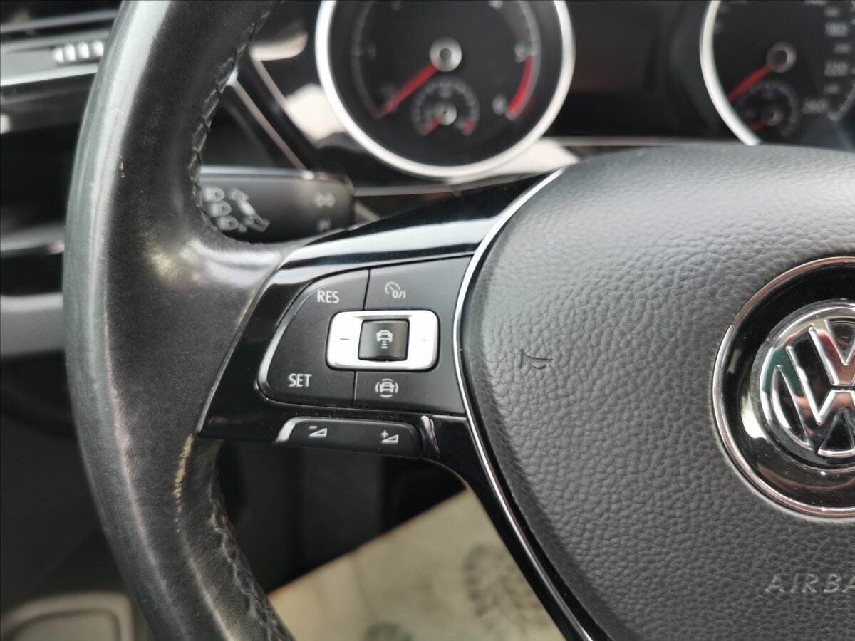 Volkswagen Touran MPV 1,6 l 85 kw