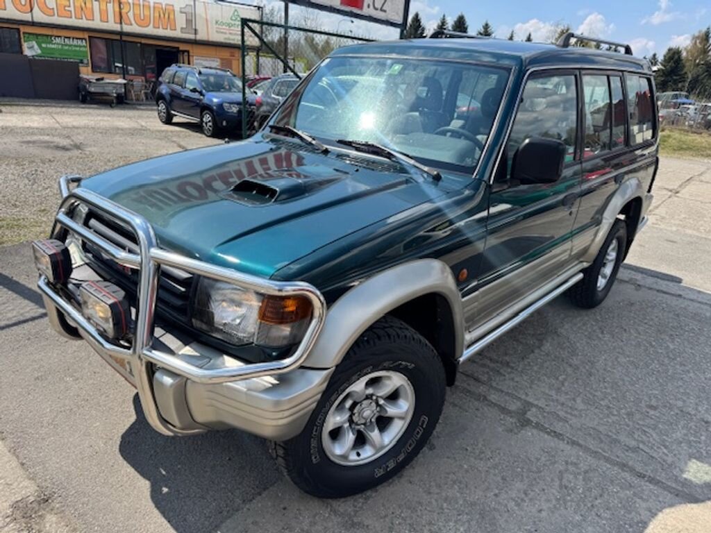 Mitsubishi Pajero SUV / Terénní 2,8 l 92 kw