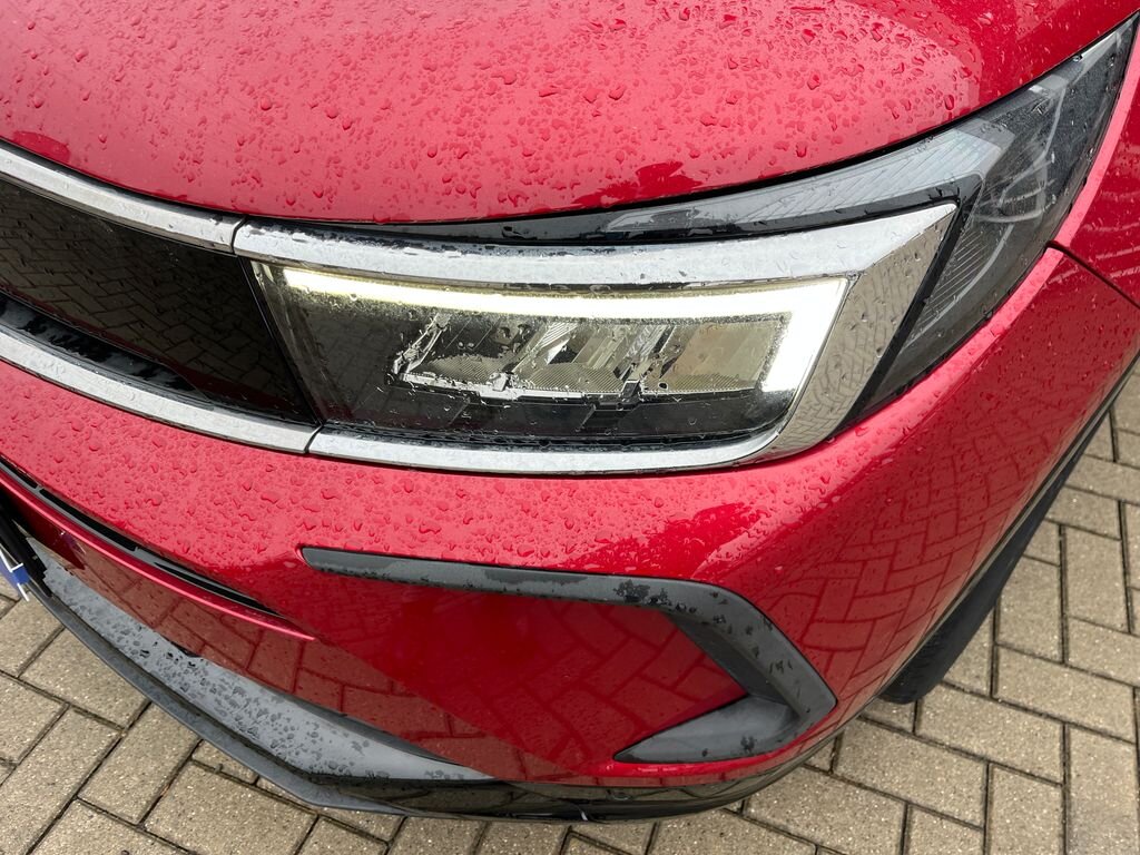 Opel Grandland SUV 1,2 l 96 kw