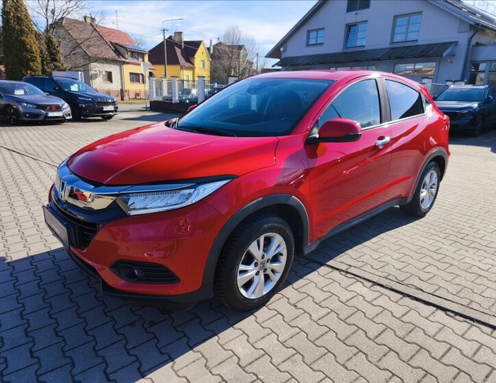 Honda HR-V SUV / Terénní 1,5 l 96 kw