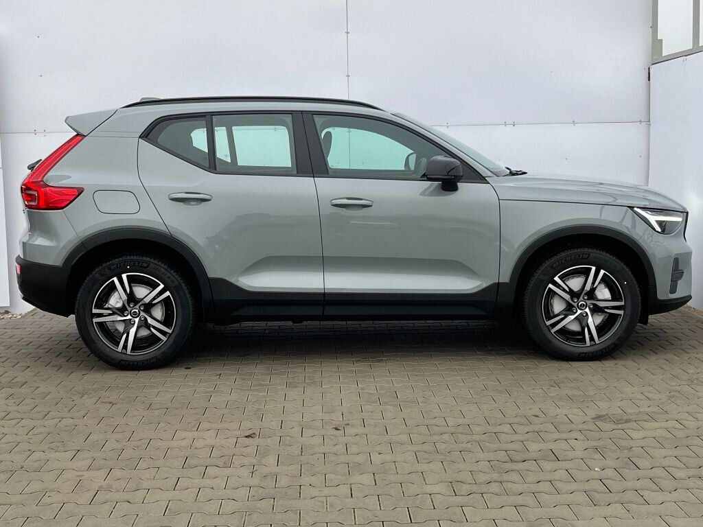 Volvo XC40 SUV 2,0 l 120 kw