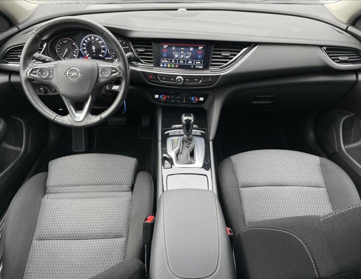 Opel Insignia Liftback 2,0 l 147 kw