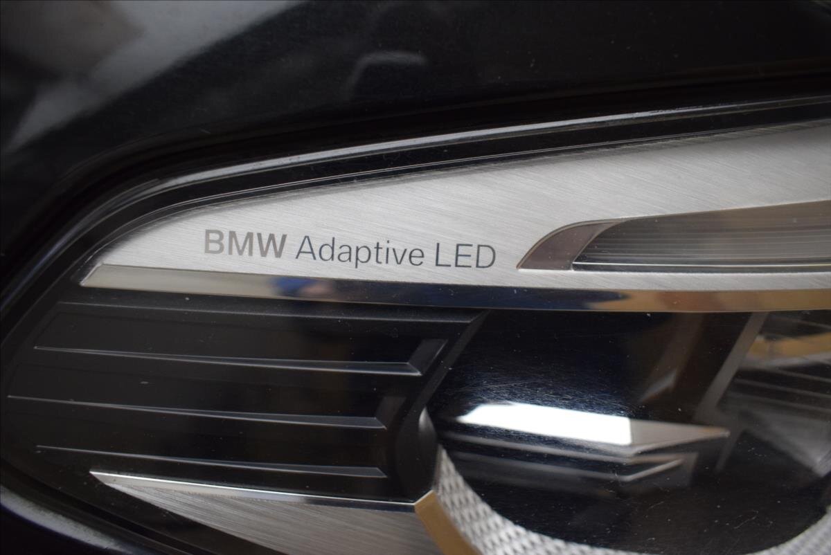 BMW Řada 5 Sedan / Limuzína 3,0 l 195 kw