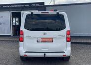 Toyota ProAce Verso 10