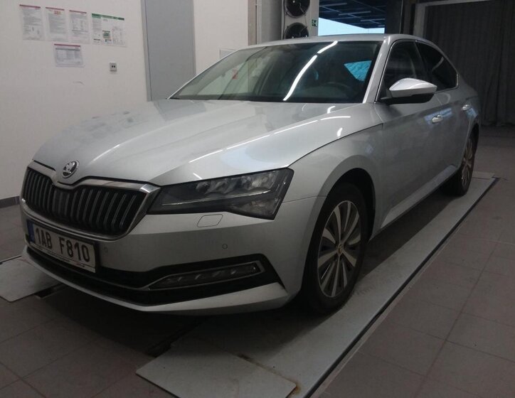 Škoda Superb 2