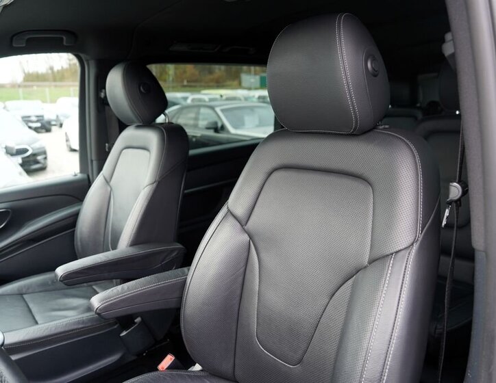 Mercedes-Benz Třídy V MPV 2,0 l 176 kw