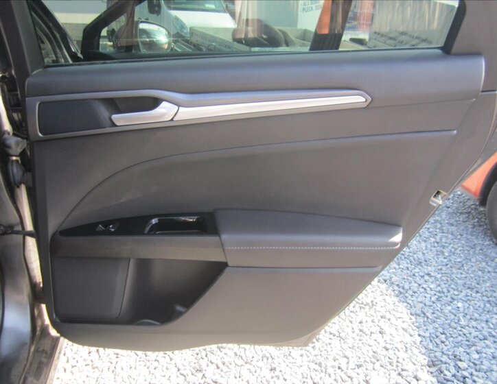 Ford Mondeo Kombi 2,0 l 110 kw