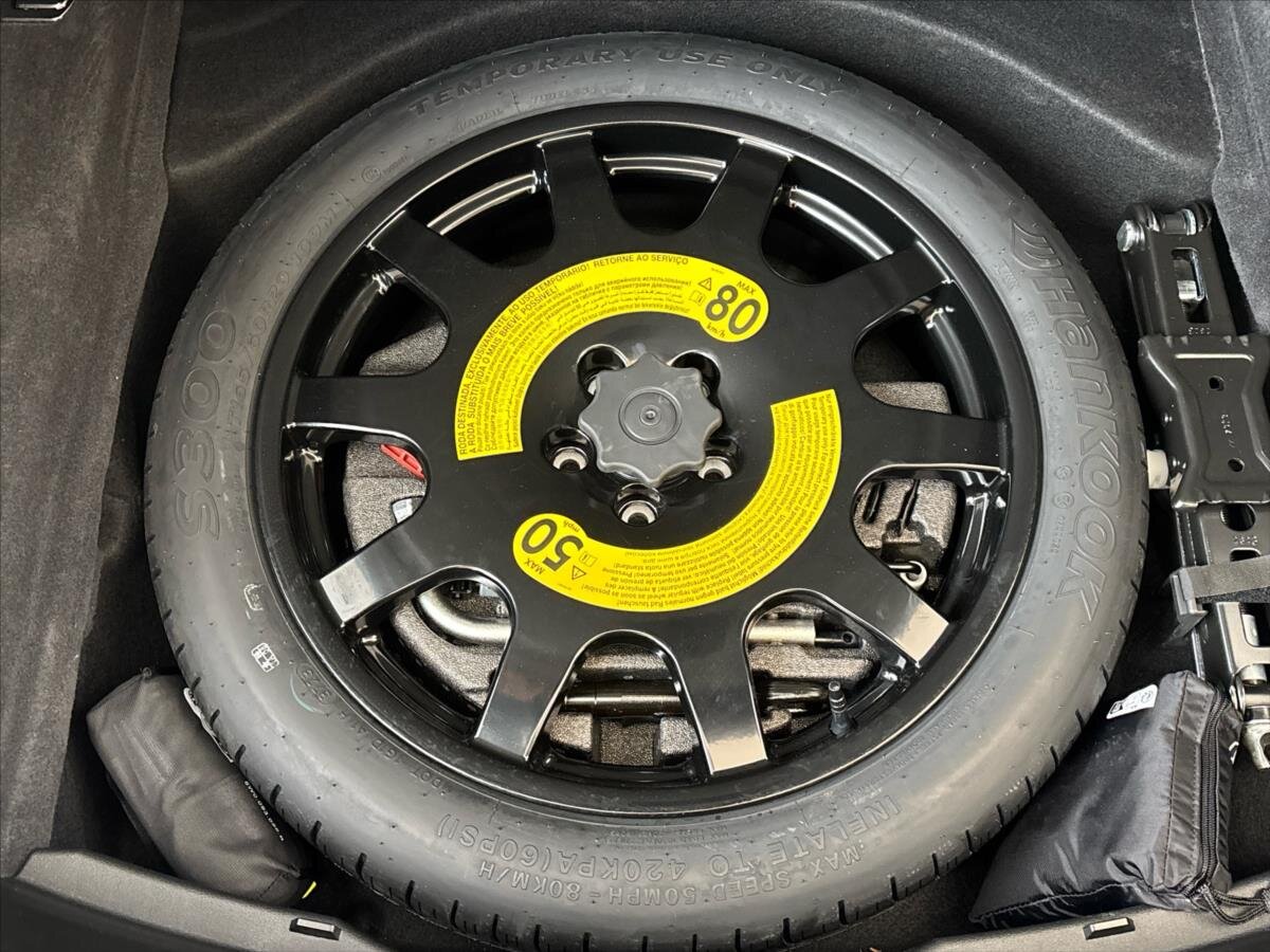 Audi A8 Sedan / Limuzína 3,0 l 210 kw