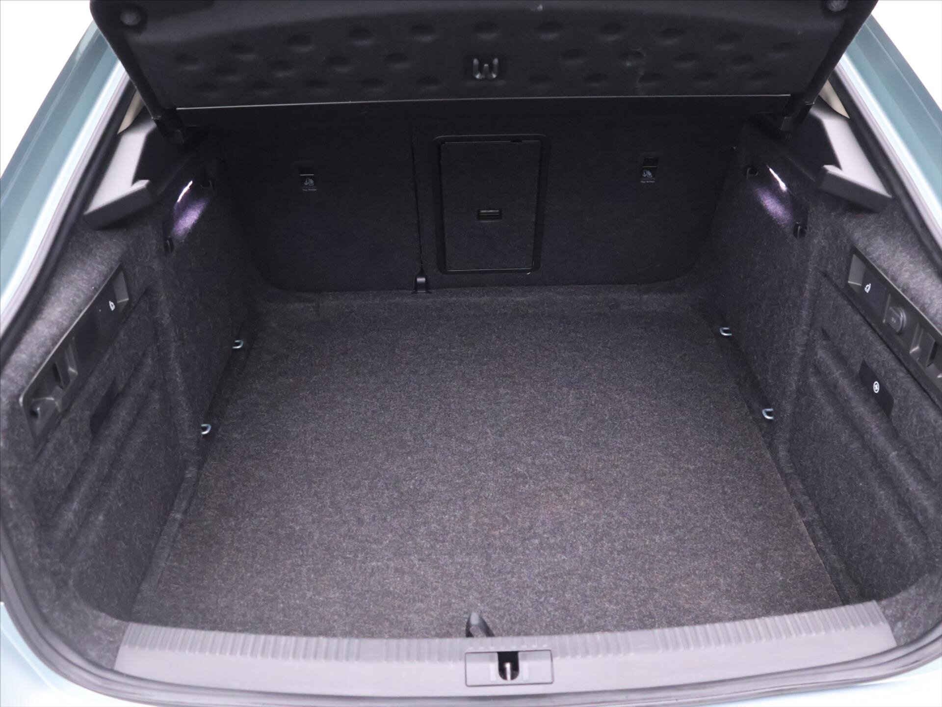 Škoda Superb Liftback 2,0 l 147 kw