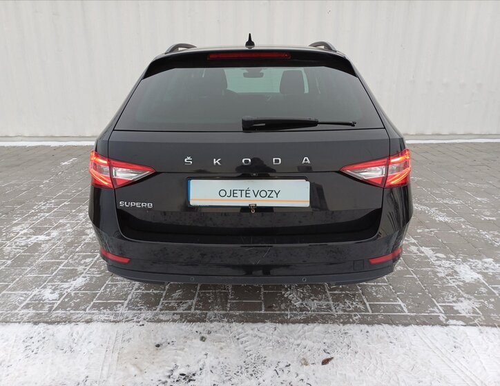 Škoda Superb Kombi 2,0 l 110 kw