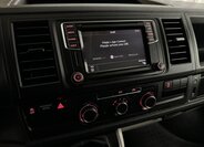 Volkswagen Transporter 22