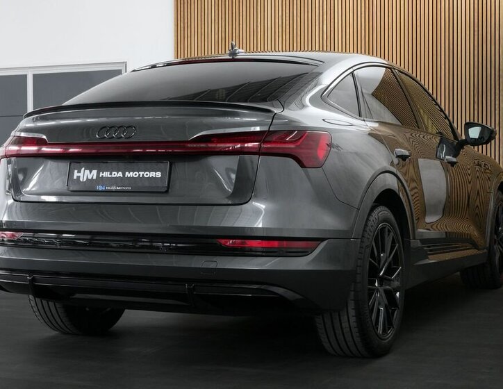 Audi e-tron SUV 0,0 300 kw