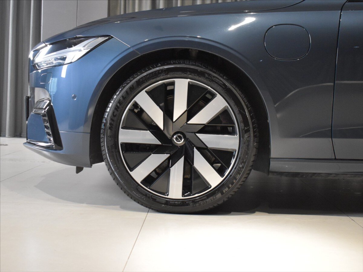 Volvo S90 Sedan 2,0 l 335 kw