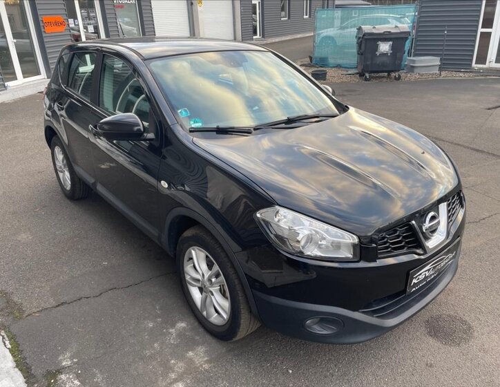 Nissan Qashqai SUV / Terénní 2,0 l 110 kw