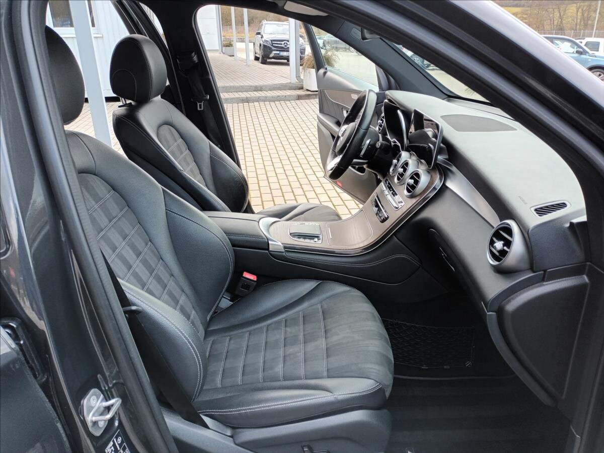 Mercedes-Benz GLC SUV / Terénní 2,0 l 180 kw