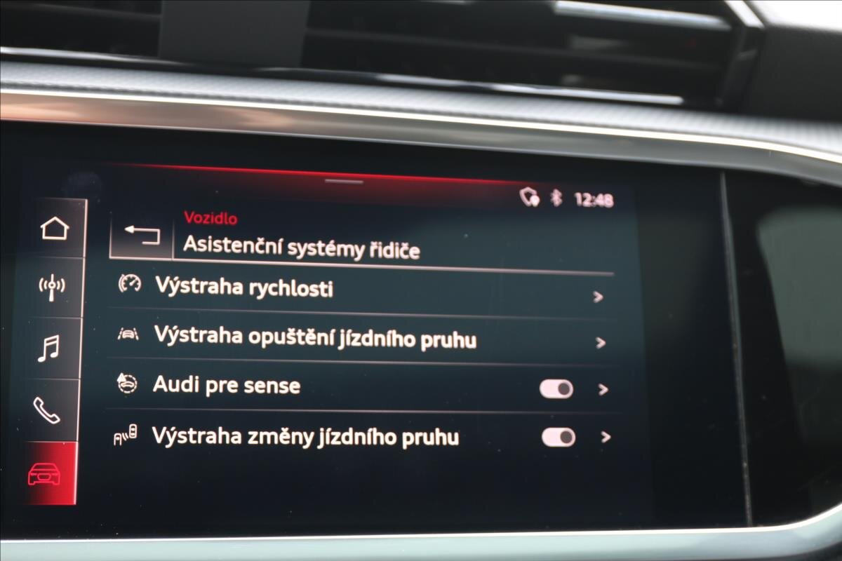 Audi Q3 SUV 2,3 l 137 kw