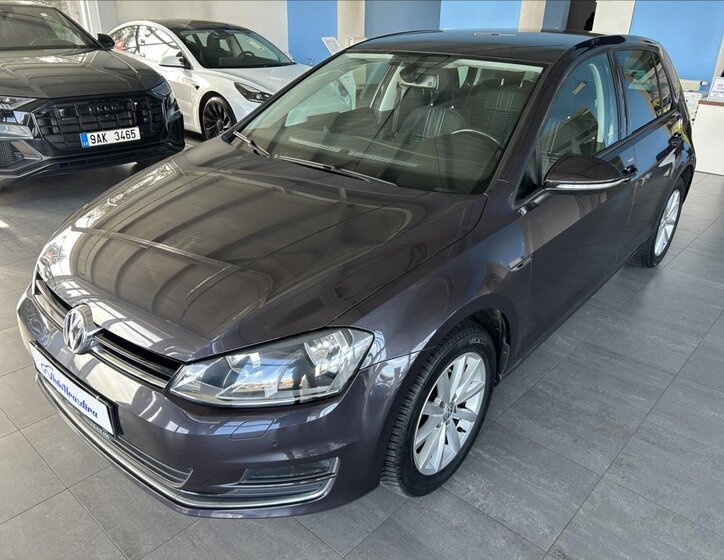 Volkswagen Golf Hatchback 1,2 l 81 kw