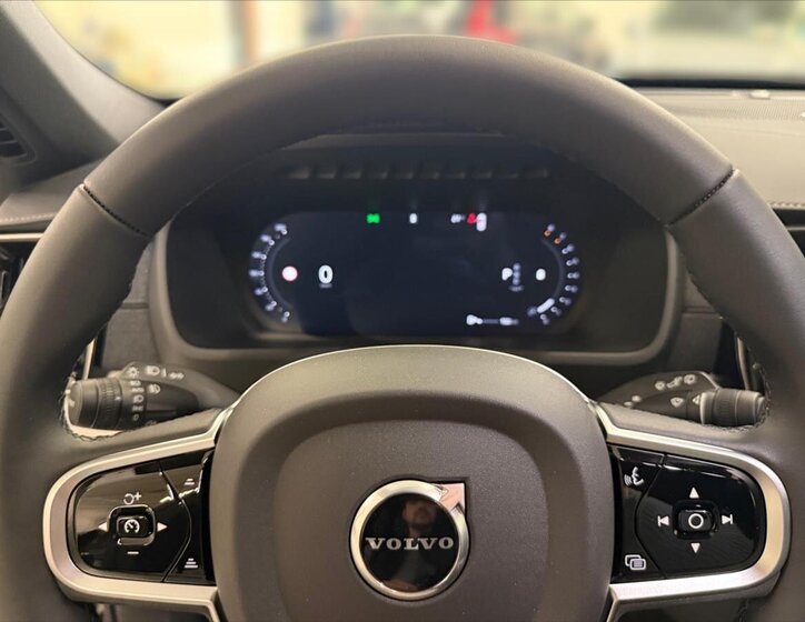 Volvo XC90 SUV / Terénní 2,0 l 184 kw