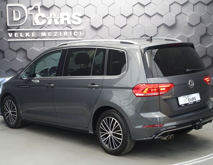 Volkswagen Touran 2